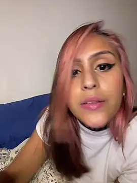 sarahh_escobar live cam on StripChat