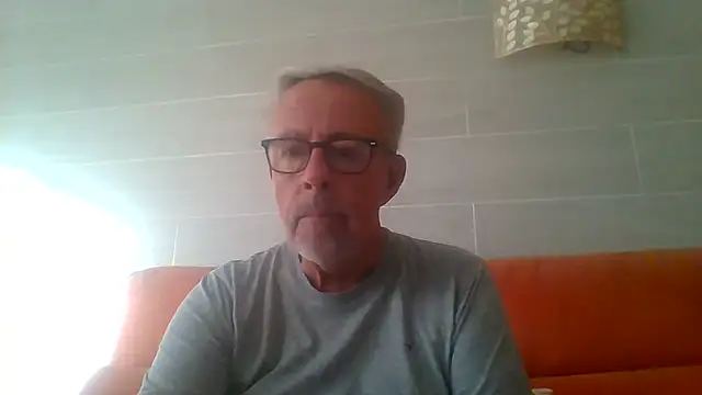tuggy59 (M grandpa) - cumming with my vibrator