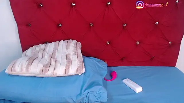 Evasummer1 live cam preview