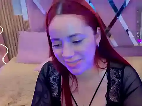 ANNE_TAY1