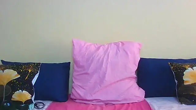 DiamondLuv29 webcam
