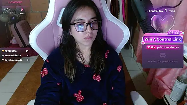 Maggie_Fox3