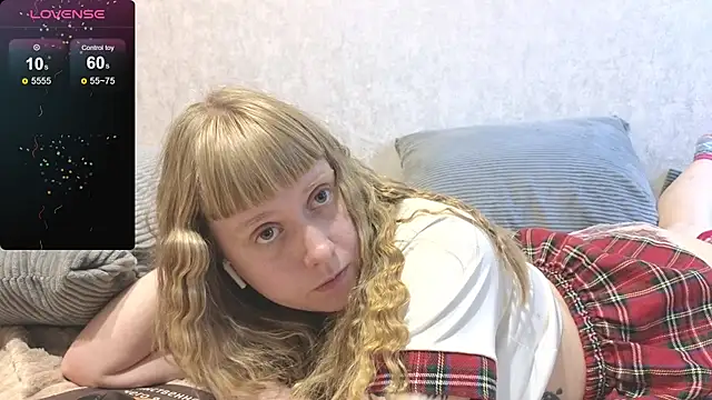 June_shy0 live cam preview