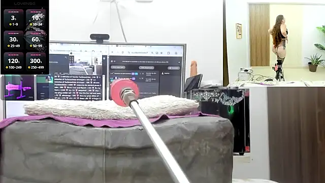 Paulina_Davis_ webcam