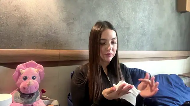 AntoninaPachew live cam preview
