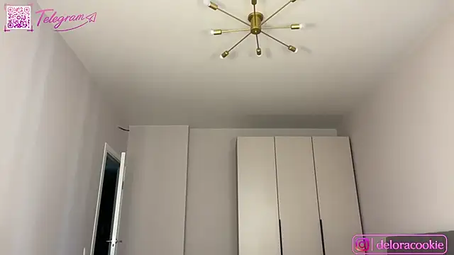 delorathecookiee