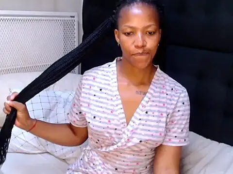 CaramelCandyxoxo webcam stripchat model stream image
