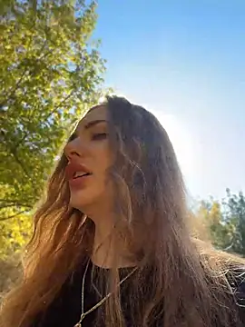 Night_dreams live sex cam