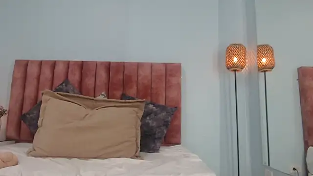 nana_levy live cam preview