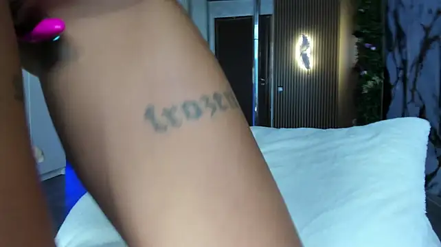 LisaAkira