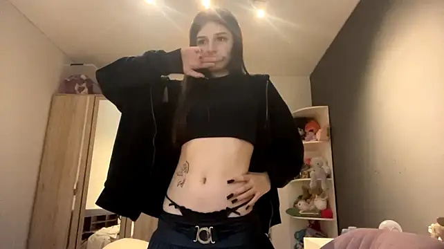 SpanishRooter live cam on StripChat