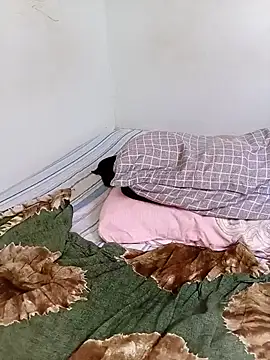 Petite_Nana