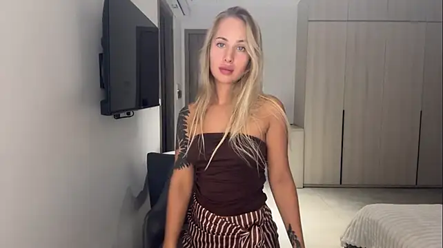 Micky_blush