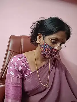 tamil_peenqueen