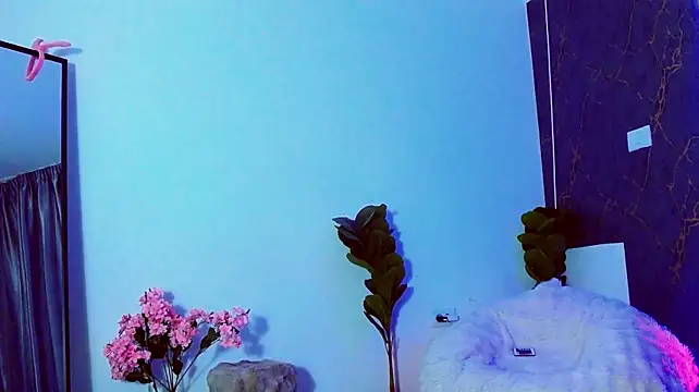 Lunna_Noirre webcam