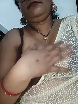 Nyra-23 live cam on StripChat