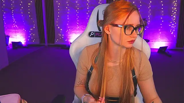 Raven_054_SWEET webcam stripchat model stream image
