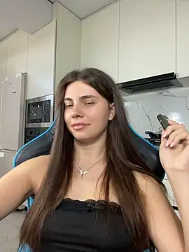 CurlyLara live sex cam