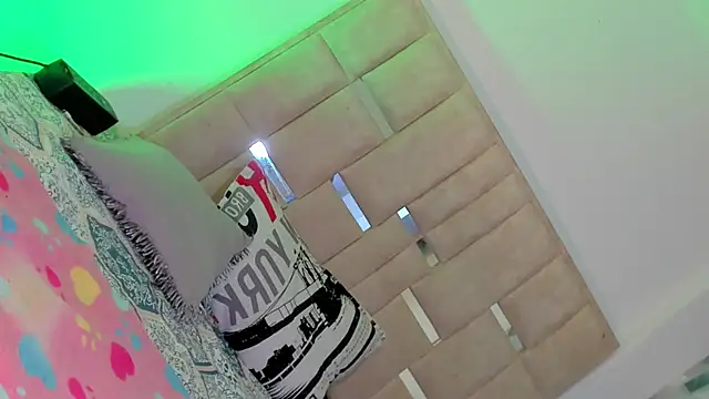 Keily_Tsx1