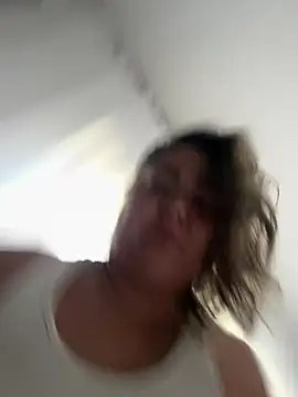 MikyVesela webcam