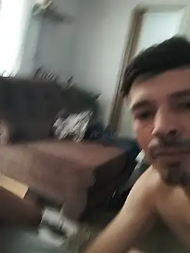 mayconnn1 live cam on StripChat