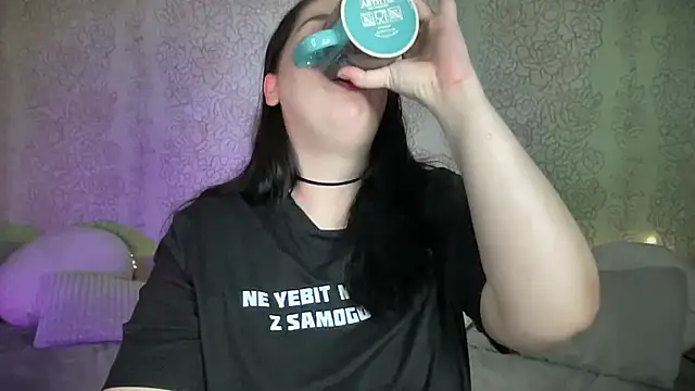 IvyLebelly live cam preview