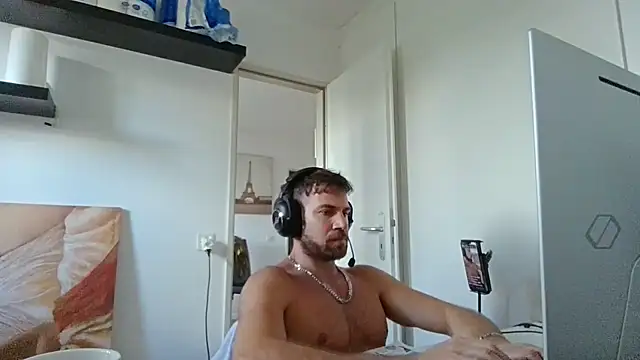 alpha-hunk
