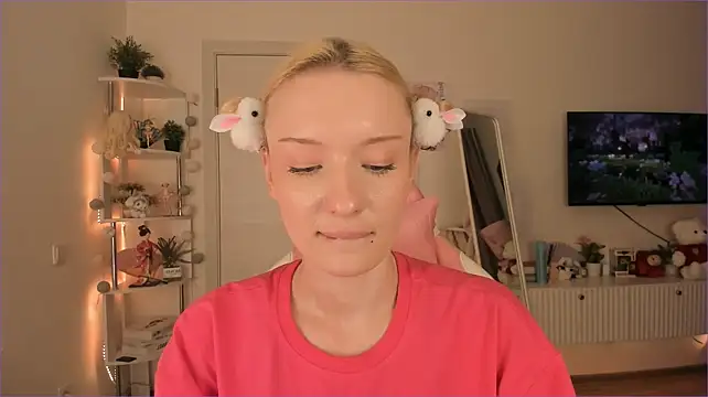 Tiffany_Paw