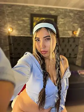 ManuelaVeeleez