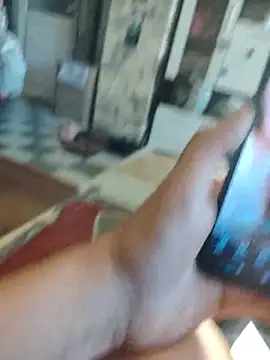 Monikss23 live cam preview