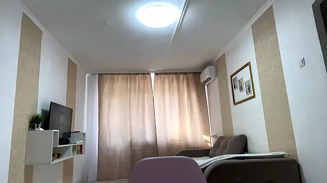 Bellamirror