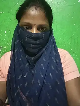 _Your_Ritu__ live cam on StripChat