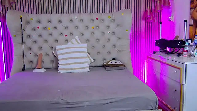 PlayfulShow