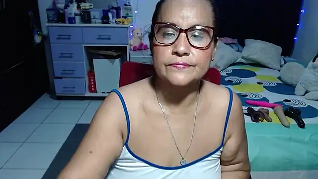pervert_mommy_ live cam preview