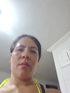 karla-bruni