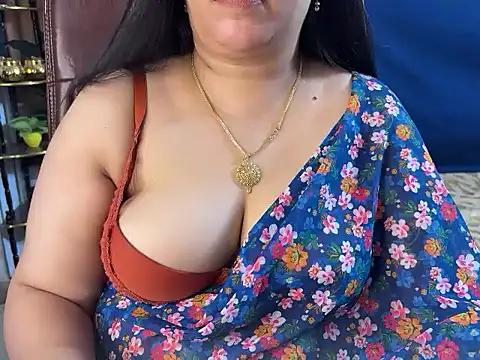 Curvy_Vincy4