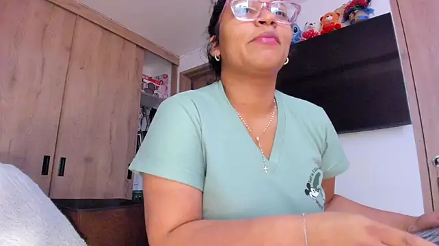 Vickyy30_