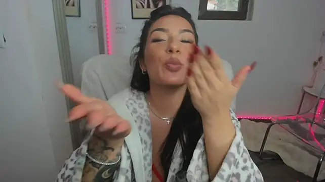 zoey_boobies