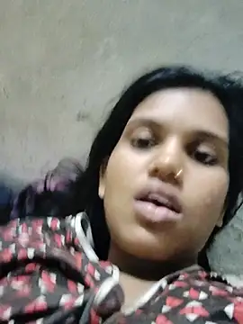 Hott_Surabhi