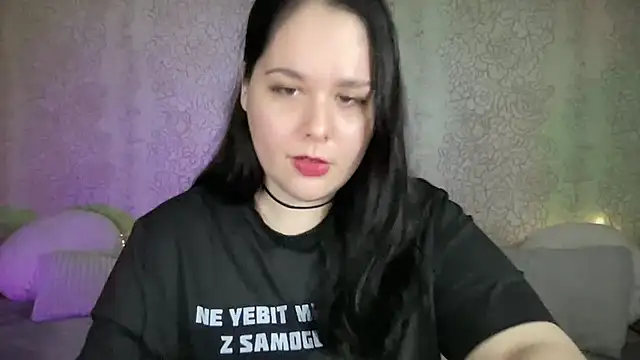 IvyLebelly live cam on StripChat
