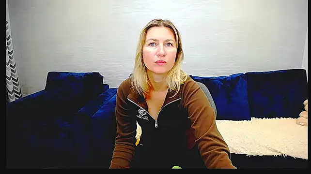 Incredible_Ariela webcam