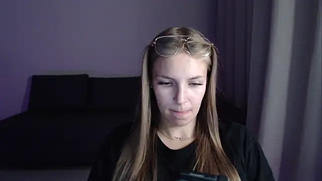 HitGyrl webcam