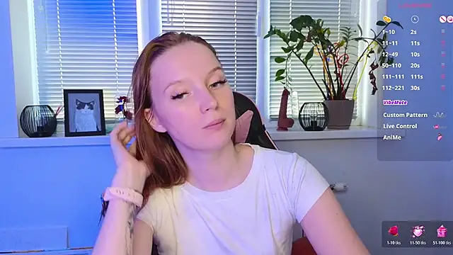 Mary_Blu live cam on StripChat