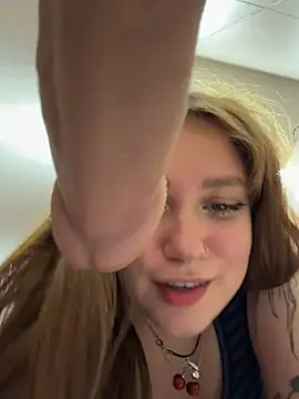 lucy-joy webcam