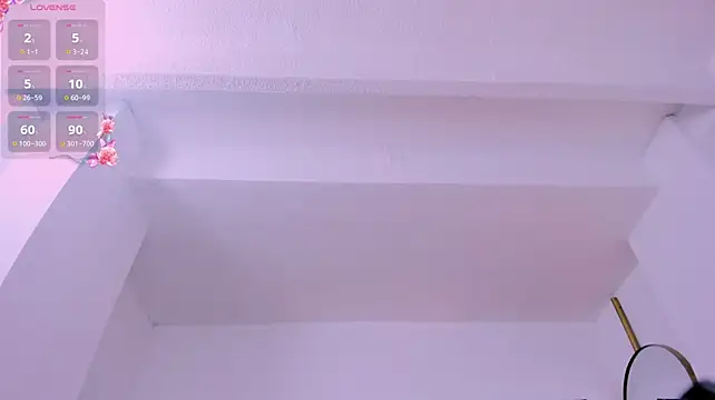 zuri_zayn webcam stripchat model stream image