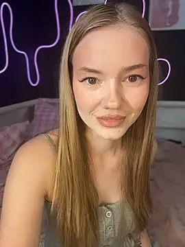 MilaMoone live cam on StripChat