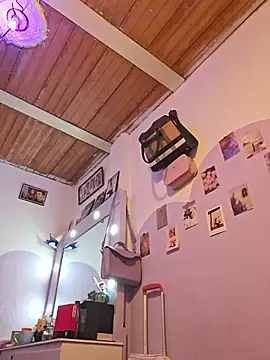 violeta_blaze1 live cam preview
