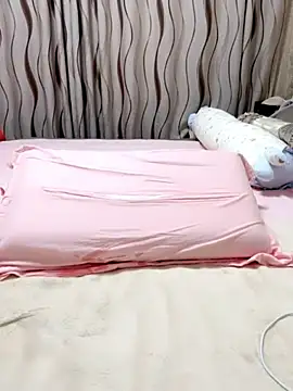 YXGFFF webcam stripchat model stream image