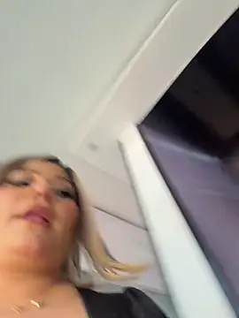 isabella_horney_ webcam