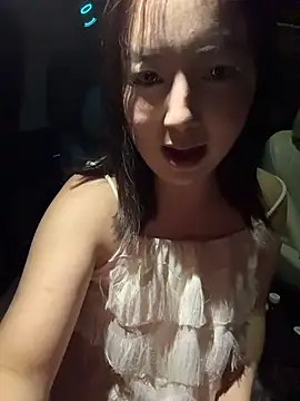 A_XiaoMan live sex cam